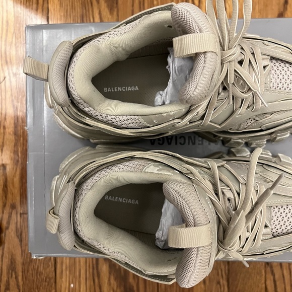 Balenciaga Track Sneakers Faded Beige - Picture 9 of 14
